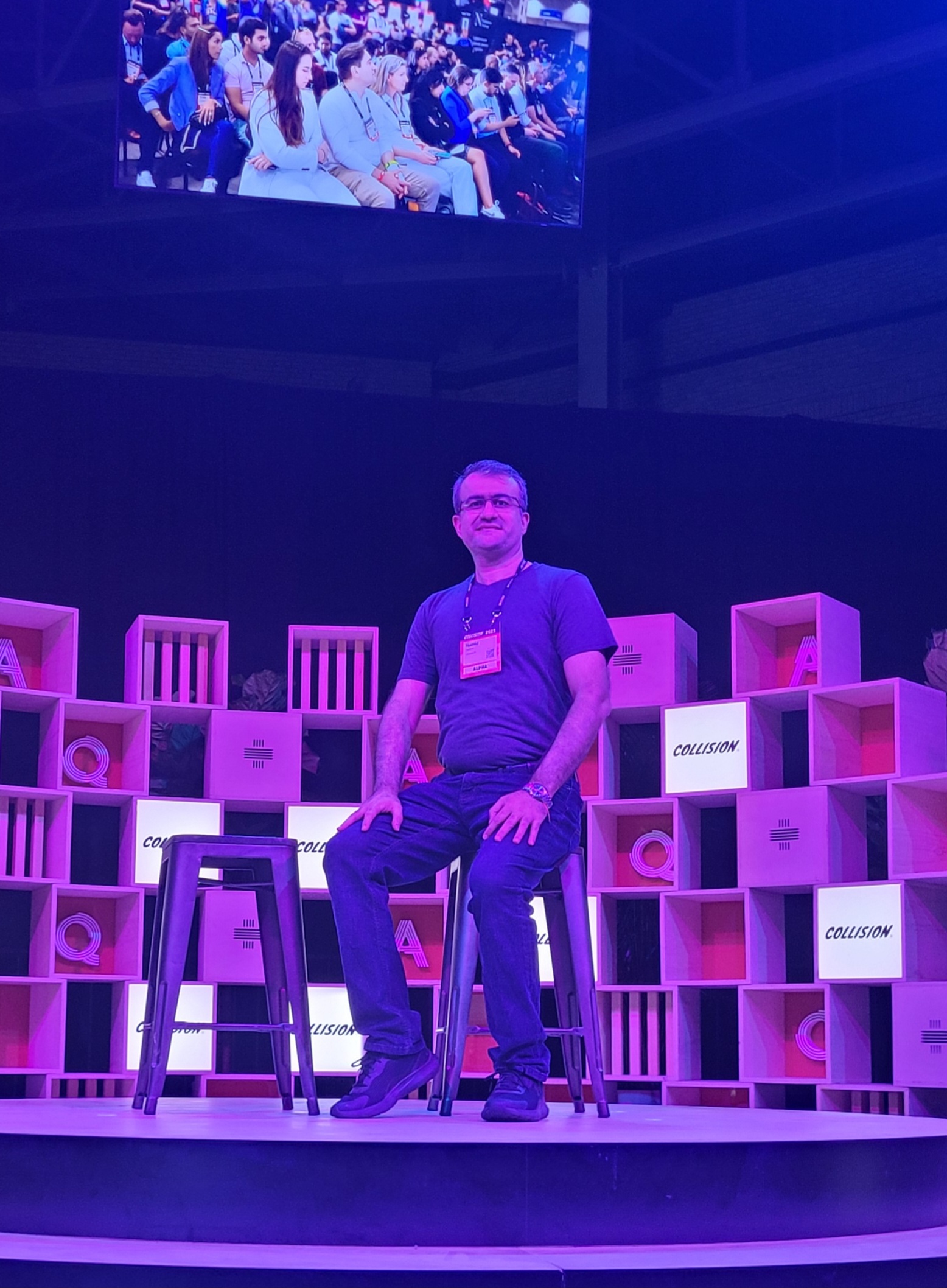 About Us 8 Image Slide